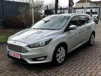 Gebraucht Ford Focus Titanium 120 PS (88 kW) 2014 Polarsilber metallic Kombi