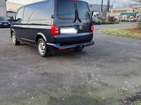 Gebraucht VW Transporter 140 PS (102 kW) 2016 Blau Van