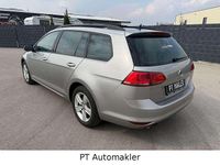 Gebraucht VW Golf VII Comfortline 150 PS (110 kW) 2015 Tungsten silver metallic Kombi