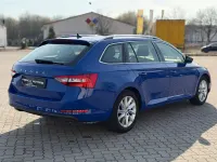 Gebraucht Skoda Superb Style 190 PS (139 kW) 2023 Blau Kombi