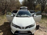 Gebraucht Toyota Auris 96 PS (70 kW) 2014 Weiß Limousine