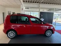 Gebraucht Skoda Roomster Elegance 85 PS (62 kW) 2015 Rot Van / Kleinbus