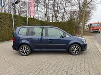 Gebraucht VW Touran Trendline 105 PS (77 kW) 2012 Blau Van / Kleinbus