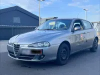 Gebraucht Alfa Romeo 147 105 PS (77 kW) 2008 Grau Kleinwagen
