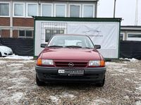 Gebraucht Opel Astra 60 PS (44 kW) 1992 Rot Kleinwagen