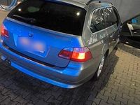 Gebraucht BMW 525 177 PS (130 kW) 2006 Grau Kombi