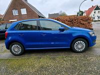 Gebraucht VW Polo 90 PS (66 kW) 2013 Blau Kleinwagen
