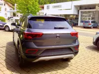 Neu VW T-Roc Style 150 PS (110 kW) 2026 Grau SUV