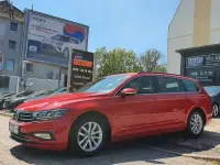 Gebraucht VW Passat 122 PS (89 kW) 2022 Rot Kombi