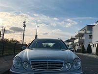 Gebraucht Mercedes E320 224 PS (164 kW) 2006 Grau Kombi