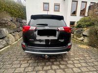 Gebraucht Toyota RAV4 Executive 150 PS (110 kW) 2015 Braun SUV
