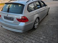 Gebraucht BMW 320 177 PS (130 kW) 2008 Silber Kombi