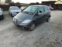 Gebraucht Mercedes A180 109 PS (80 kW) 2011 Grau Kleinwagen