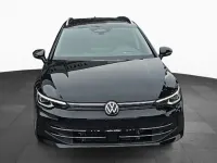 Gebraucht VW Golf VIII Style 150 PS (110 kW) 2025 Grenadillschwarz metallic Kombi
