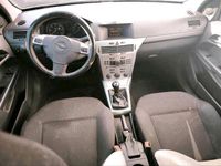 Gebraucht Opel Astra 110 PS (80 kW) 2009 Grau Kombi