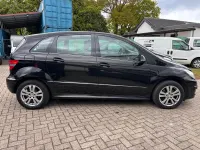 Gebraucht Mercedes B180 Elegance 109 PS (80 kW) 2009 Schwarz Van / Kleinbus
