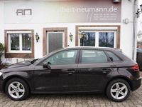 Gebraucht Audi A3 Basis 116 PS (85 kW) 2017 Braun Limousine