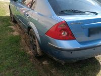 Gebraucht Ford Mondeo 150 PS (110 kW) 2002 Blau Limousine