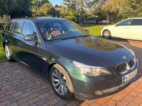 Second-hand BMW 523 190 CP (139 kW) 2009 Verde Berlinǎ
