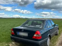 Gebraucht Mercedes C180 Classic 122 PS (89 kW) 1996 Grün Limousine