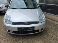 Gebraucht Ford Fiesta 80 PS (58 kW) 2003 Silber Kleinwagen