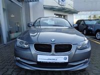 Gebraucht BMW 318 143 PS (105 kW) 2010 Grau metallic Coupé