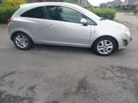 Gebraucht Opel Corsa Edition 87 PS (63 kW) 2012 Silber Kleinwagen