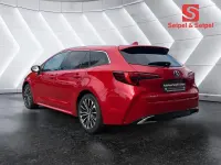 Gebraucht Toyota Corolla Basis 140 PS (102 kW) 2024 Rot Kombi