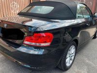 Gebraucht BMW 120 Cabriolet Advantage 177 PS (130 kW) 2011 Schwarz Cabrio