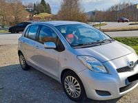 Gebraucht Daihatsu Charade 101 PS (74 kW) 2012 Grau Kleinwagen