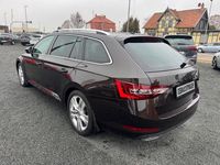 Gebraucht Skoda Superb LAURIN & KLEMENT 220 PS (161 kW) 2016 Braun Kombi