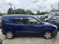 Gebraucht Opel Combo 95 PS (69 kW) 2016 Blau Van / Kleinbus