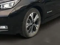 Gebraucht Nissan Leaf N-Connecta 110 kW (150 PS) 2020 Black metallic Kleinwagen