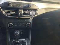 Gebraucht Ford Focus 125 PS (91 kW) 2022 Schwarz Kombi