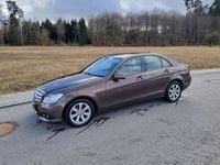 Gebraucht Mercedes C200 Elegance 136 PS (100 kW) 2012 Braun Limousine