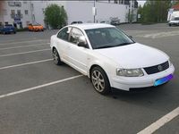 Gebraucht VW Passat 125 PS (91 kW) 1997 Weiß Limousine