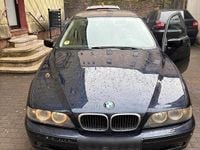 Gebraucht BMW 525 163 PS (119 kW) 2001 Blau Limousine
