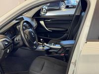 Gebraucht BMW 120 Advantage 190 PS (139 kW) 2017 Weiß Kleinwagen