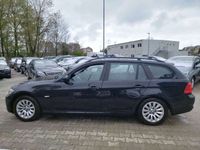 gebraucht BMW 318 Touring 318d+NAVI+PANO+SCHIEBEDACH+SHZ+TEMPOMAT