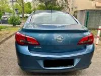 Używany Opel Astra 116 KM (85 kW) 2014 Sedan/Limuzyna
