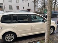 Gebraucht VW Touran 154 PS (113 kW) 2012 Weiß Van / Kleinbus