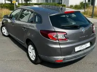 Gebraucht Renault Mégane Expression 110 PS (80 kW) 2012 Grau Limousine