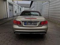 Gebraucht Mercedes E250 AMG line 204 PS (150 kW) 2016 Gold Cabrio