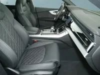Gebraucht Audi Q8 286 PS (210 kW) 2025 Schwarz SUV
