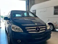 Gebraucht Mercedes B180 116 PS (85 kW) 2010 Blau Van / Kleinbus