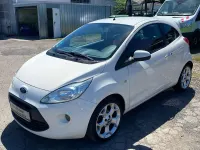 Gebraucht Ford Ka Titanium 69 PS (50 kW) 2010 Crystalweiß Kleinwagen