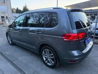 Gebraucht VW Touran Sound 150 PS (110 kW) 2017 Grau Van / Kleinbus