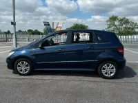 Gebraucht Mercedes B150 95 PS (69 kW) 2008 Blau Van / Kleinbus