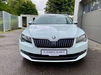 Gebraucht Skoda Superb Ambition 150 PS (110 kW) 2018 Laserweiss Kombi