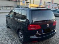 Gebraucht VW Touran 140 PS (102 kW) 2011 Schwarz Van / Kleinbus